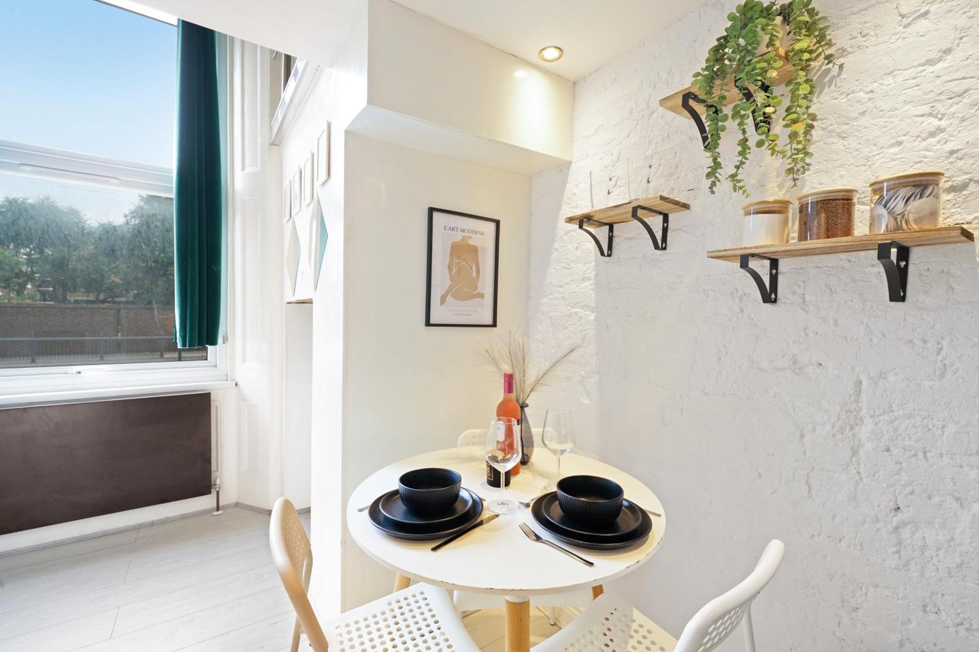 Cozy Split-Level Studio By Livestay Short Lets & Serviced Accommodation London Exterior photo